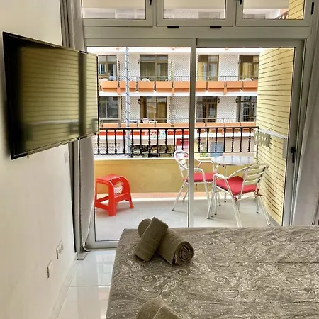 Homeforguest Listen To The Waves By Las Canteras Apartment *