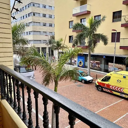Homeforguest Listen To The Waves By Las Canteras *